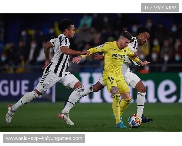 欧冠综述：尤文虎落平阳，大黄蜂稳健做生意，尤文官宣